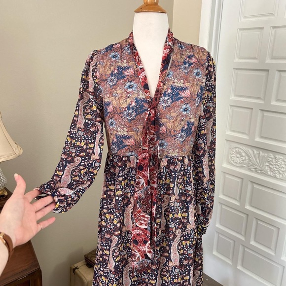 70s style Shein tie-neck multicolored paisley print midi dress - Picture 2 of 7